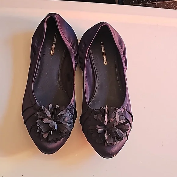 Satin Navy blue flats - Picture 1 of 3